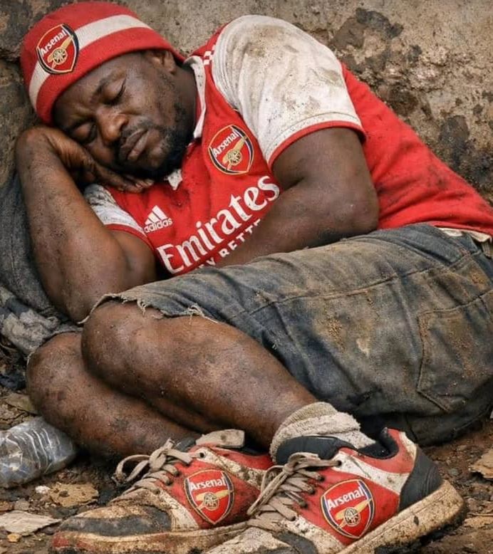 rxmcbakassi's tweet photo. This world is unfair https://t.co/gY1lwW6iOG