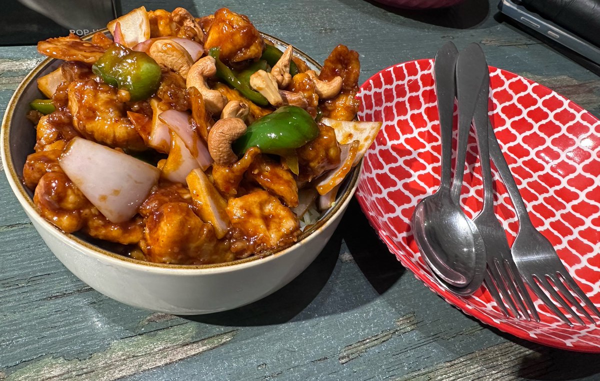 فرشتے tweet media