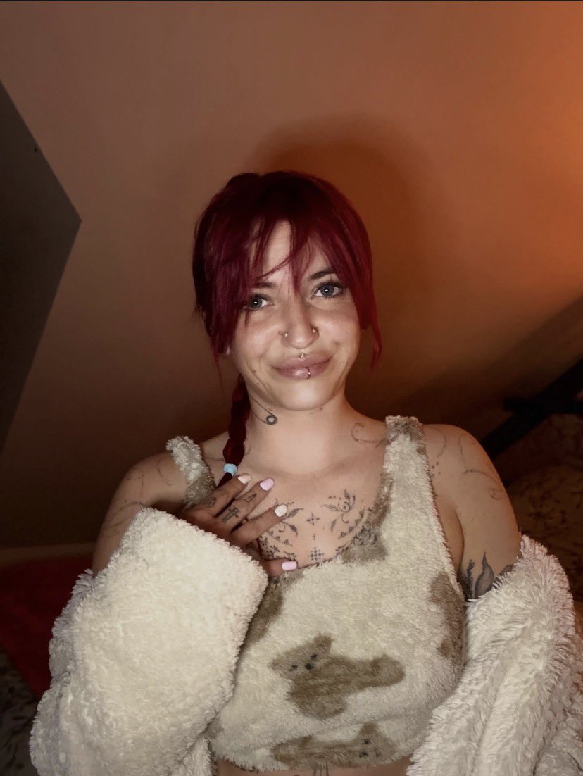 Adele🍓 tweet media