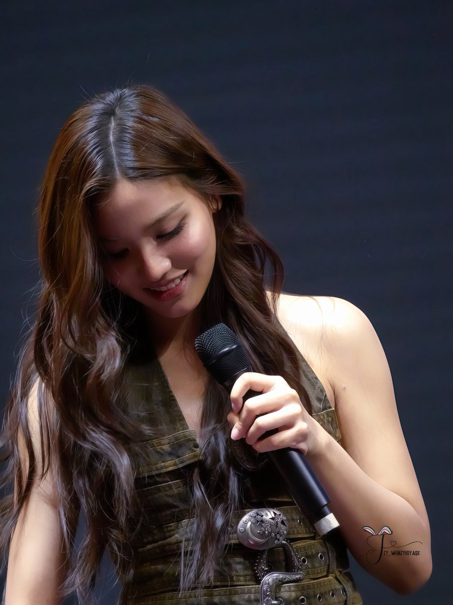 Lhong🦋.....🌻🐇 tweet media