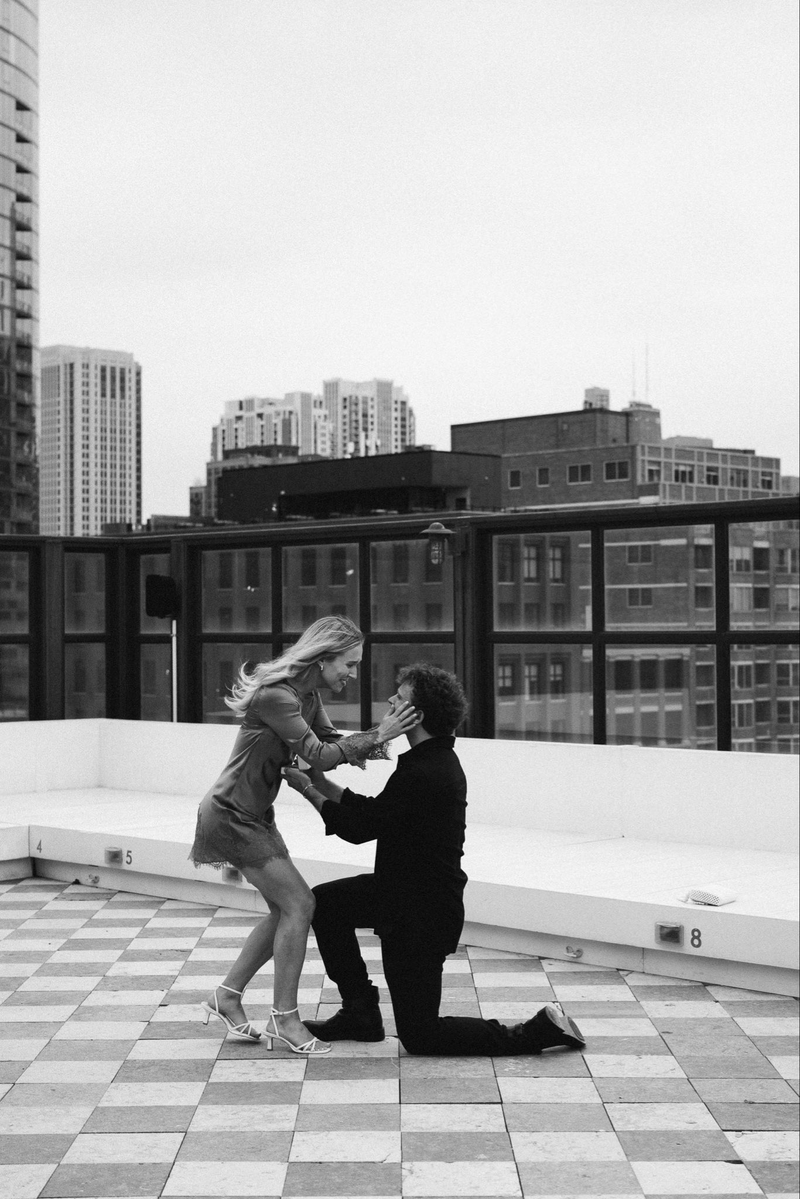 richbabeera___'s tweet image. Hope one day,
Sometimes love doesn’t need words.
Just a moment, a question… and a lifetime answer. 💍

#Love #Proposal #Engaged #Forever