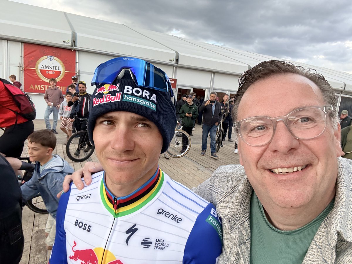Mat Brüll tweet media