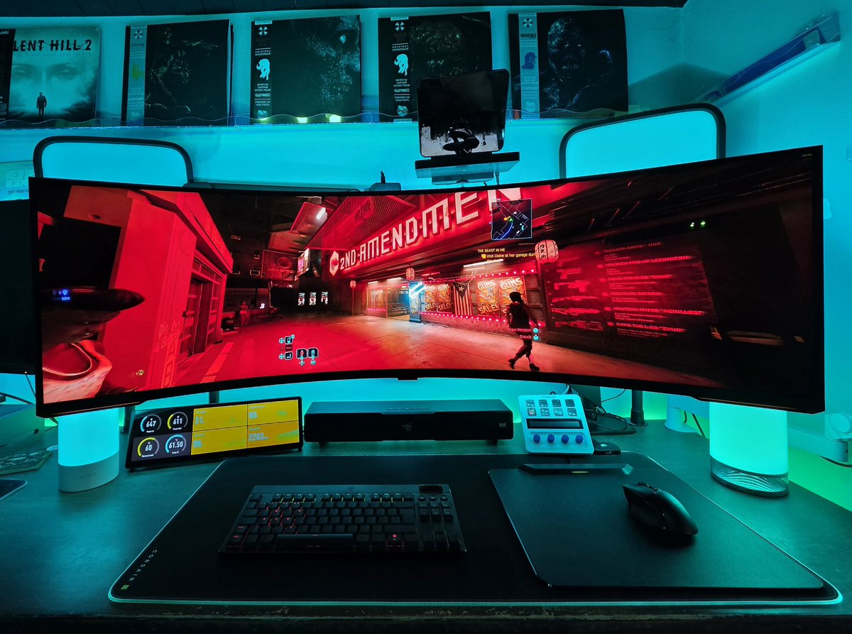 GoneHollowMedia's tweet image. Setup looking slightly cleaner. Still striving for that no wires look. A chill evening of Cyberpunk 2077 it is.
#Gamingsetup #PCsetup #Ultrawide
#Cyberpunk2077 @CORSAIR @elgato @Razer @Laced_audio @GoveeOfficial