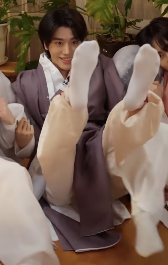 slow 떤느(상태:고3) tweet media