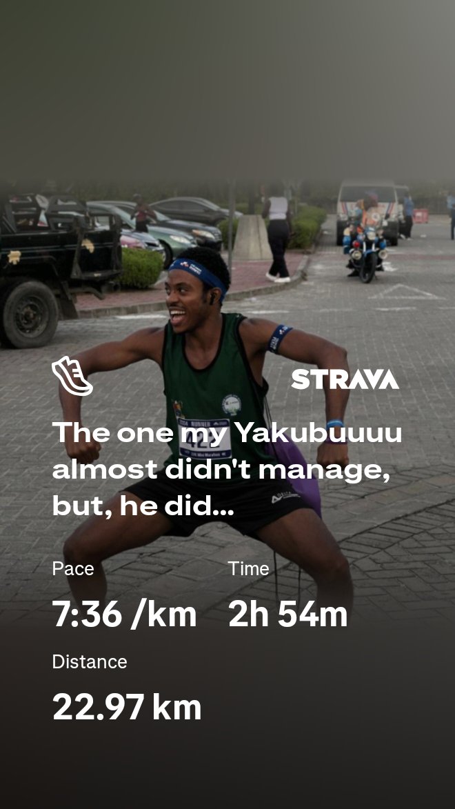 ToheebOlamide__'s tweet image. 22km marathon race
But I saw shege!!!
Running on sand isn't what I bargained for😫
My Yakubuuuu almost didn't manage , but he did!!!💪🏾💪🏾

#Runner #Athlete #Marathon