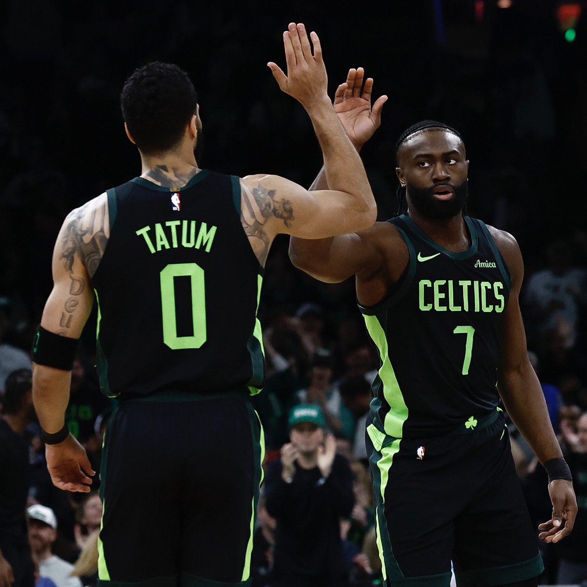_HoopsNation's tweet photo. Jay Bills on Jayson Tatum and Jaylen Brown:

“This isn’t a Batman &amp; Robin situation… its a Batman &amp; Batman situation”

👀👀

(h/t @BallUpTopBrad) https://t.co/RtwG90fHxz