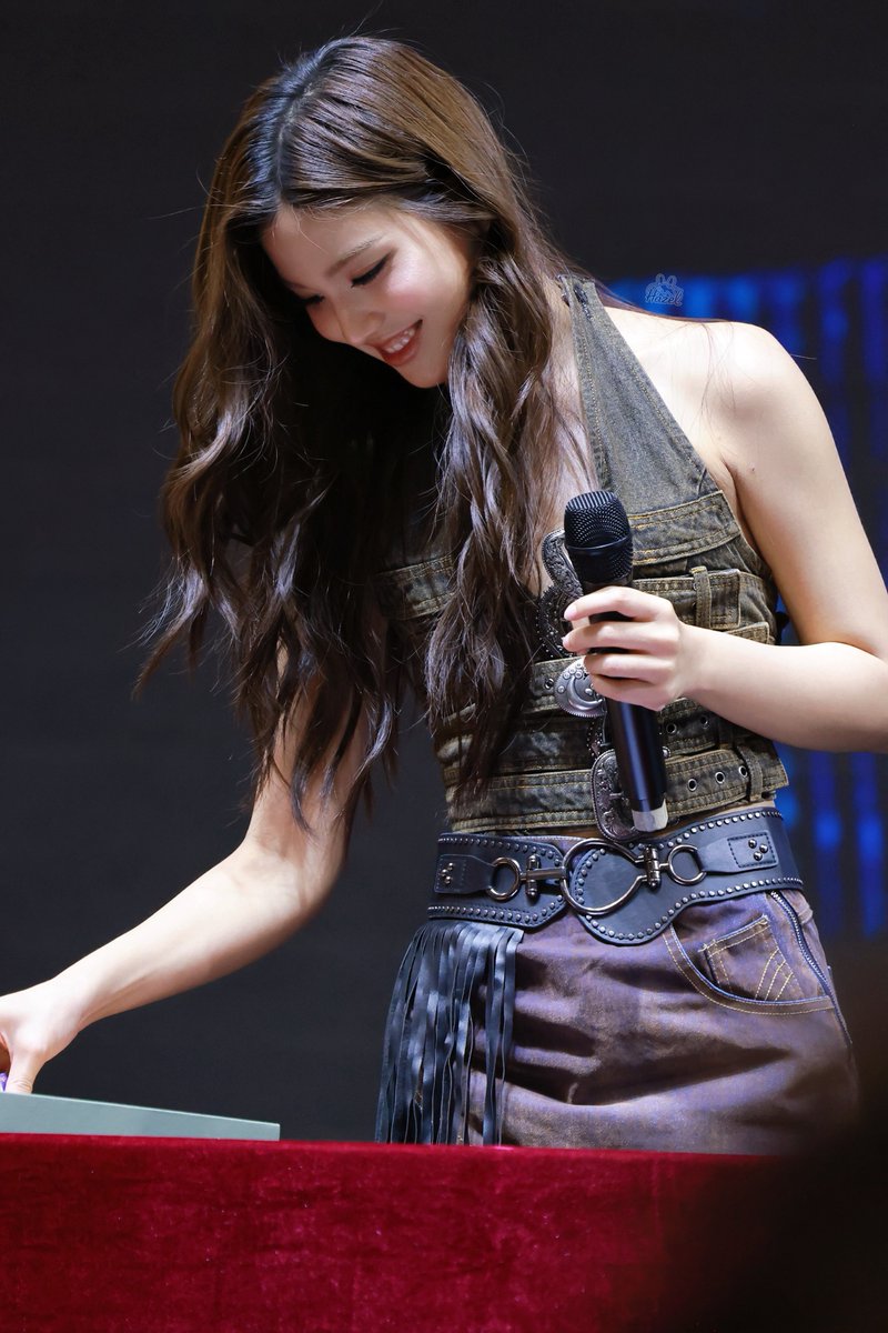 Hazel (เฮเซล)🤟🏻 tweet media