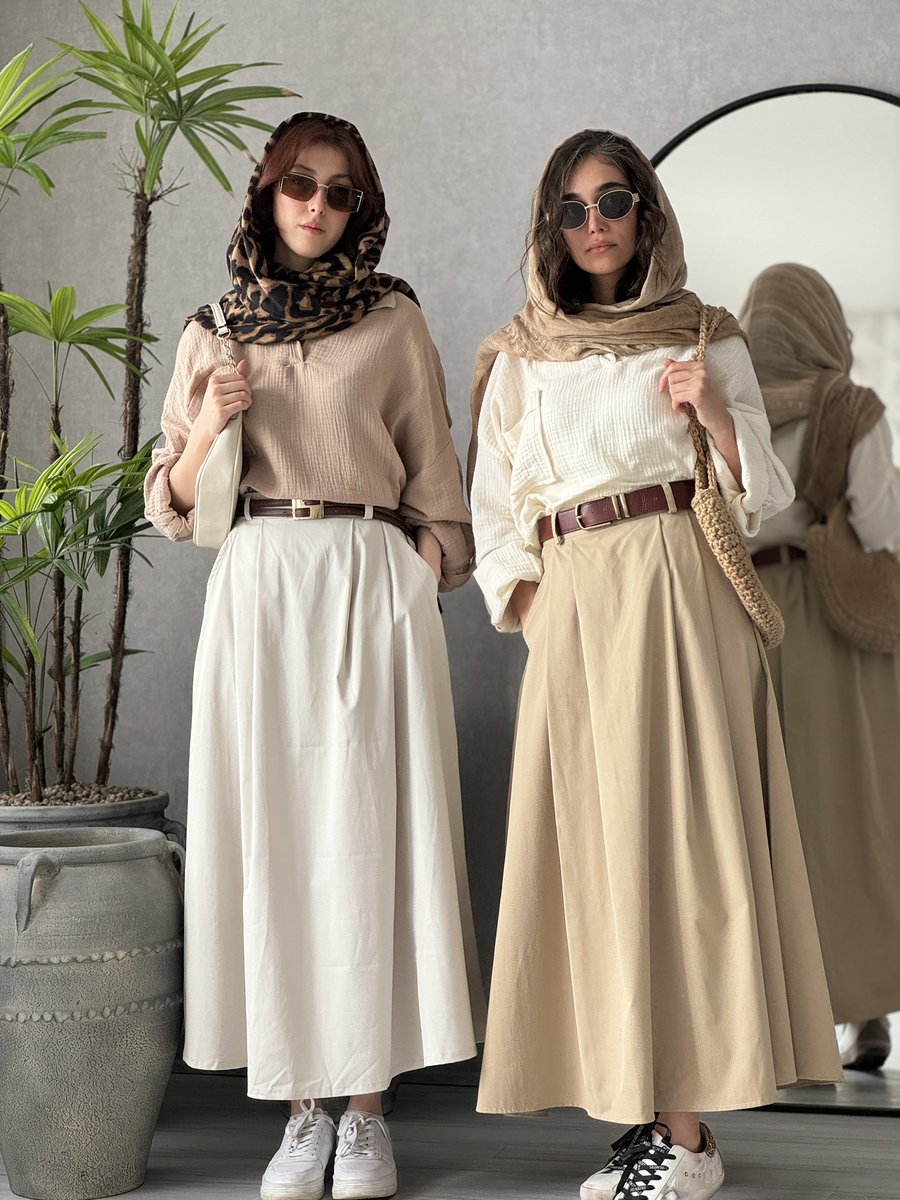 لی لا tweet media