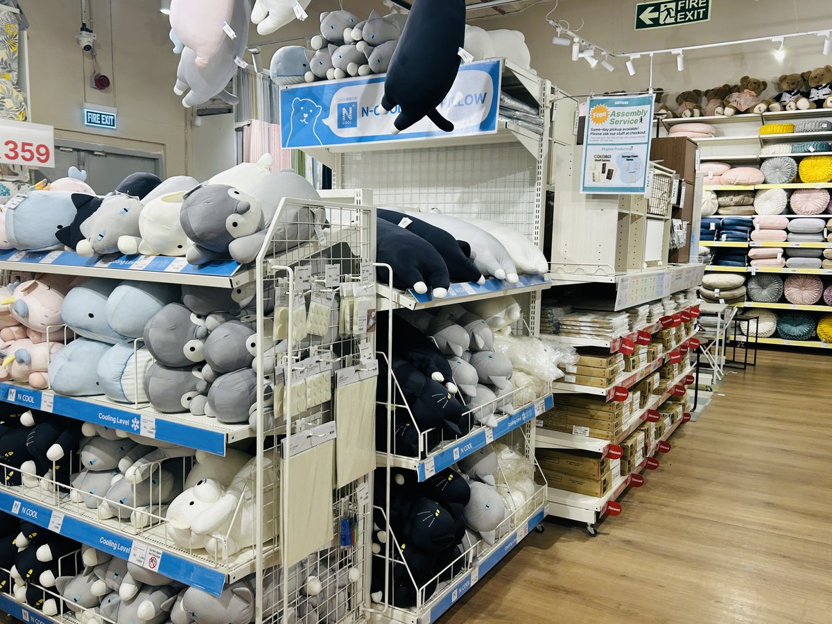 takiyori0608's tweet image. ムンバイには日本が誇るホームストア「ニトリ」があります🇯🇵！インド初にして唯一の店舗👀🇮🇳
日用品・食器・収納グッズが充実。インド在住日本人にとっては神スポットですね…😭🧡
私は食器・調理器具買いました。無印良品(MUJI)とともに、デリー・グルガオンにもぜひ出店してほしい…🥺！
#Mumbai