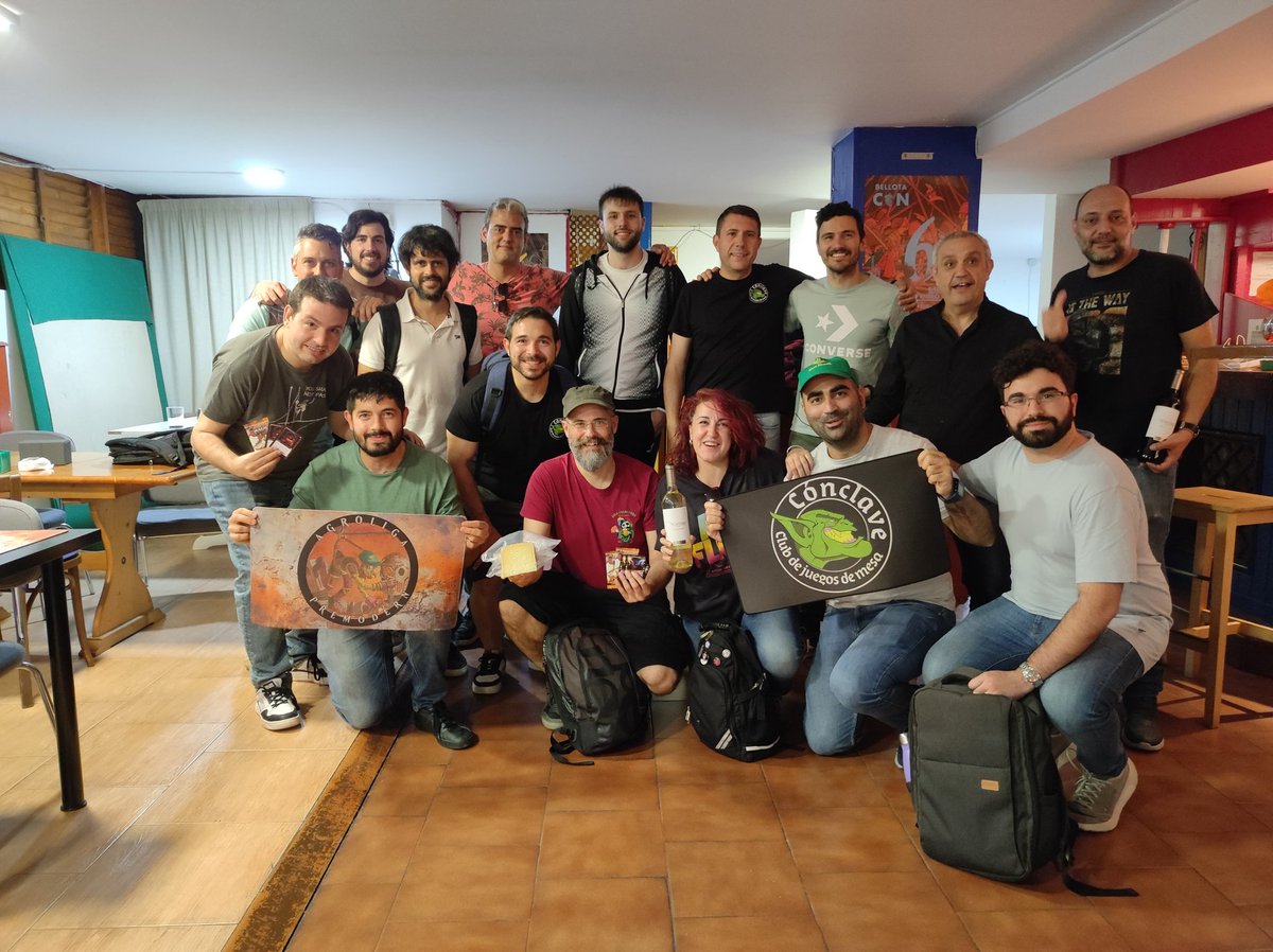 Wahiman1981's tweet photo. Ayer tuvimos la segunda jornada de la Agroliga de @premodern con record de participación, nada menos que 20 jugadores.
Top3 
Mario     GROATOG
Tomas   MoneyBall
Ricardo Elfos 
https://t.co/iMM8zl72fY https://t.co/qSnrceN9CP