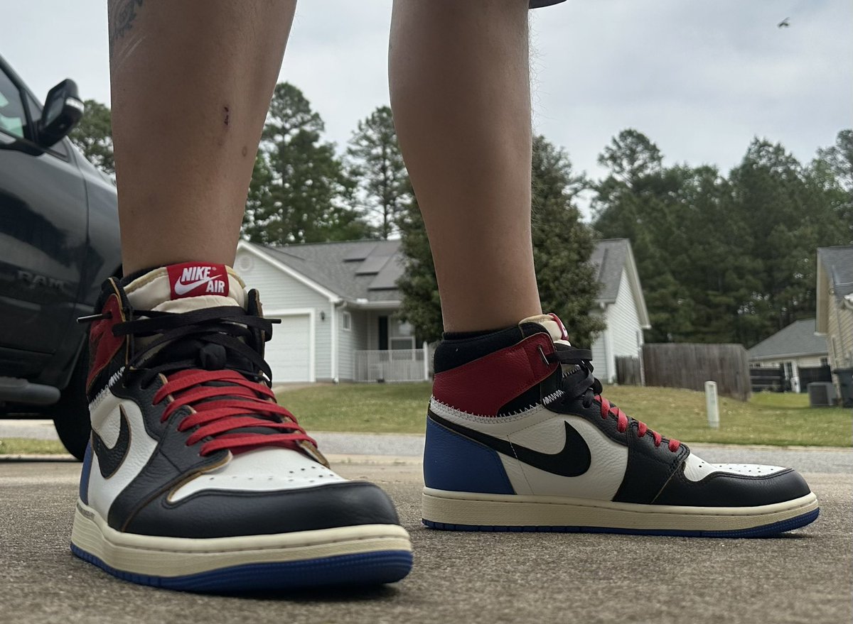 jeffd222222's tweet image. #kotd  These Jordan 1 union frags are so good. I really like them. I hope everyone has great day.