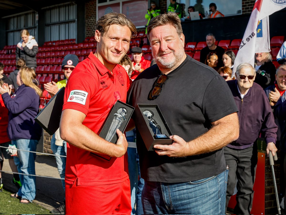 RedmanLydia's tweet photo. Eastbourne Borough FC(2) Vs AFC Totton(3) 18/04/2026

Full gallery- https://t.co/iDBHItE4aX https://t.co/P9q1T2DIAn