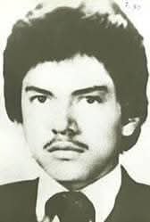 Un día como hoy, 19 de abril en la #HistoriadeHonduras
🇭🇳1988. Es secuestrado al dirigente estudiantil Roger Gonzáles por la Fuerza de Seguridad Pública (FUSEP), en el contexto de la aplicación de la Doctrina de Seguridad Nacional, implantada en Honduras durante la década de