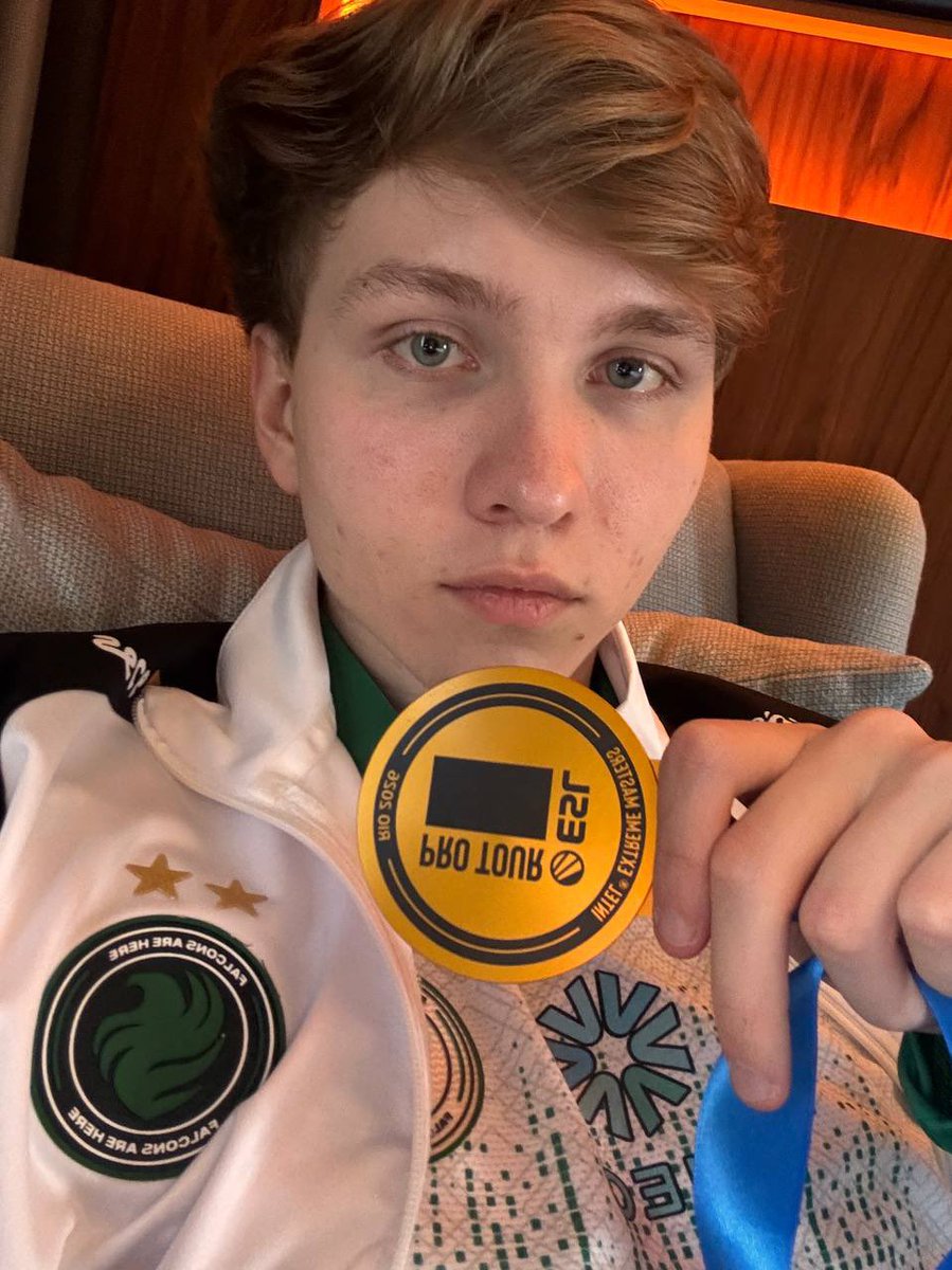 Fernanda tweet media