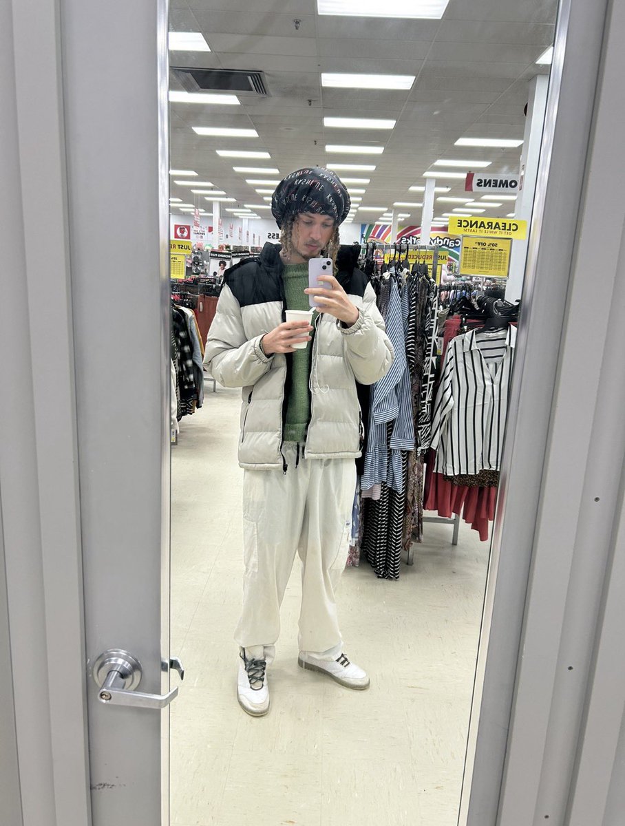 john ✰ tweet media