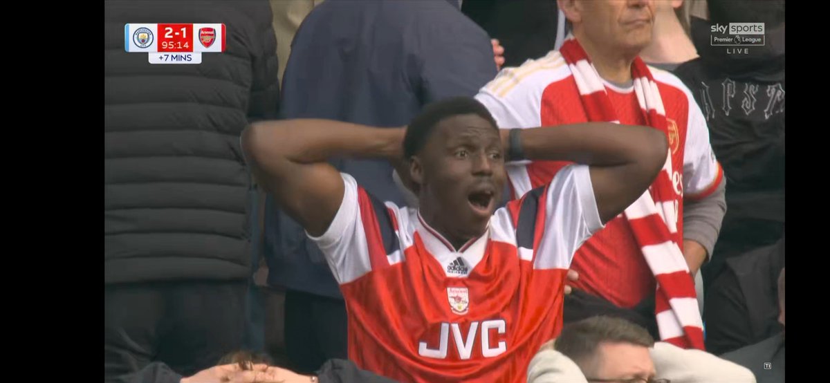 Leonc33's tweet photo. #Arsenal have well and truly bottled it  🍼 https://t.co/bv9otpNcKM