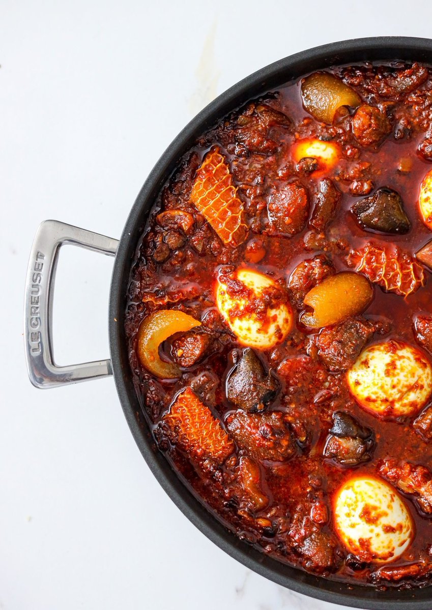 MeekDDesigner tweet media