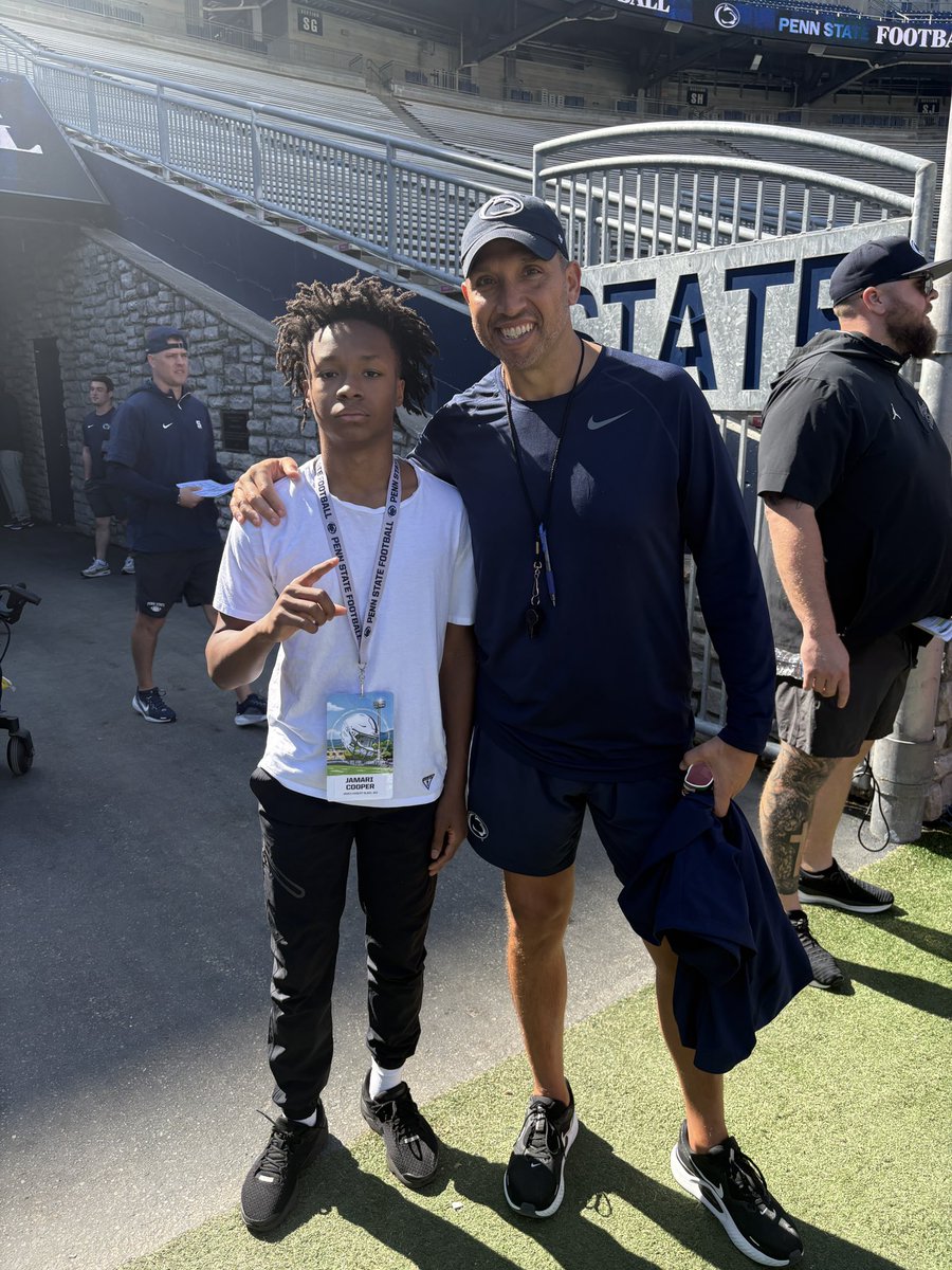 JamariCooper_'s tweet photo. Really enjoyed my visit to Penn State. Got to watch practice, learn from the coaches, and see what the program is about. Thank you for the hospitality! #WeAre @CoachMC_PSU @PSU_JCM https://t.co/83x0DdbEd3