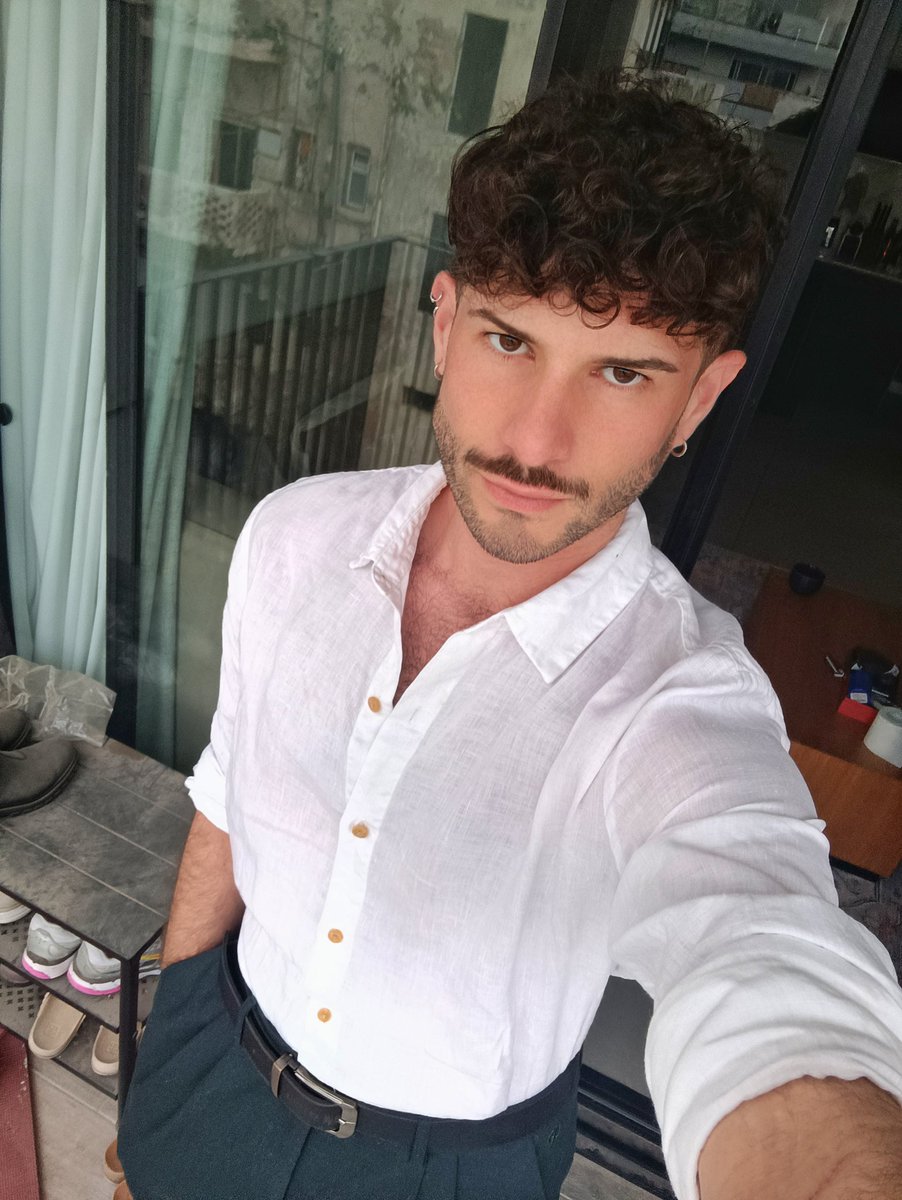 Guy Dixon (@HotGuyDixon) / Posts / X