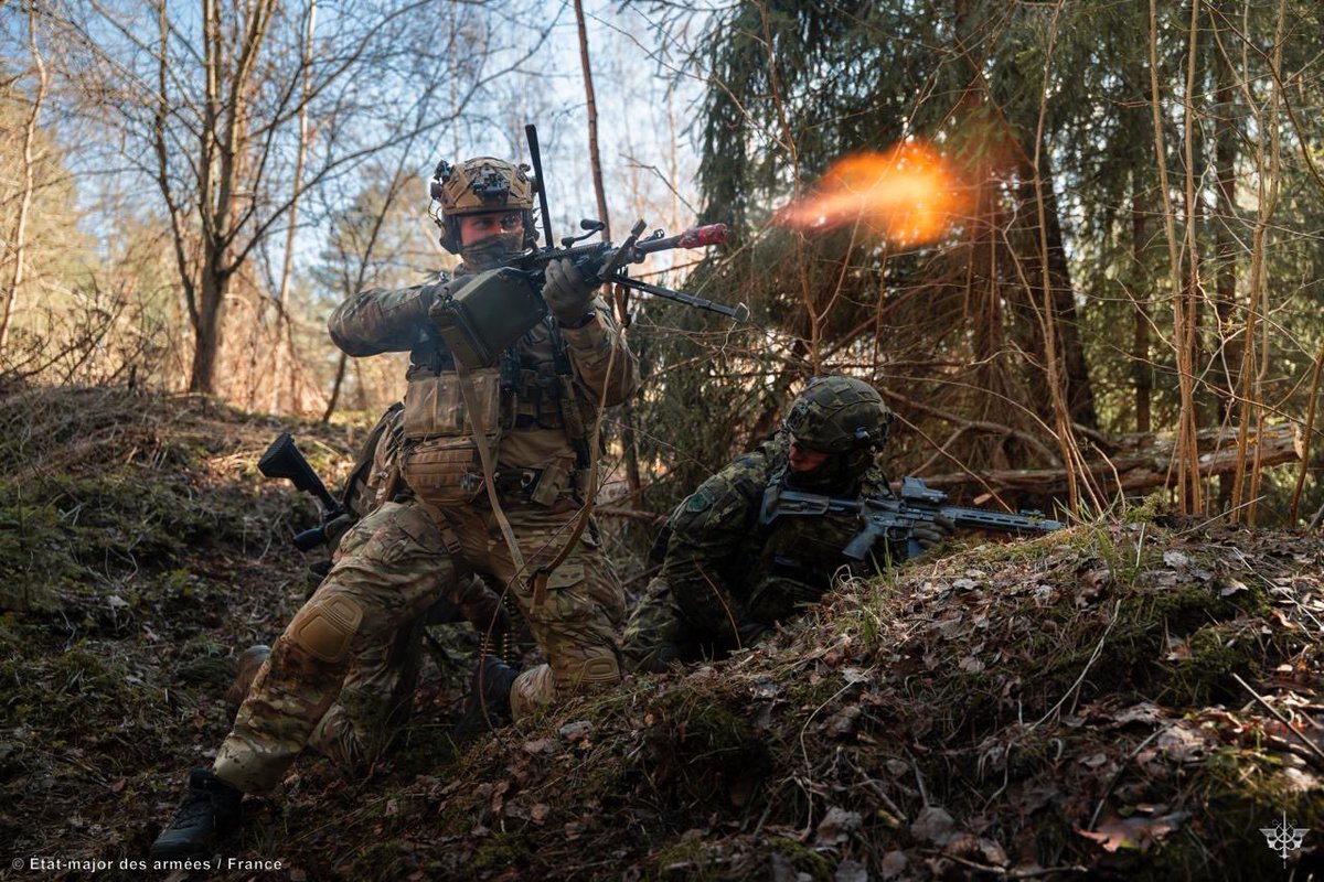 Armée française - Opérations militaires tweet media