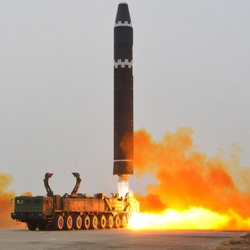 🇷🇺 🇮🇷 Ministro de Defensa ruso:

Irán posee misiles extremadamente avanzados que aún no han sido utilizados…

El arsenal de Irán está lleno de misiles.