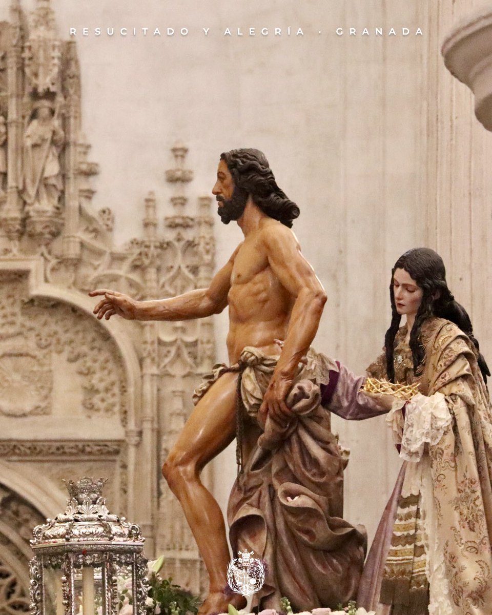 surrexitgr's tweet image. #Domingo de #Pascua, día de Dios #Vivo, Rey de los Cielos.

• Señor, me enseñarás el sendero de la vida•