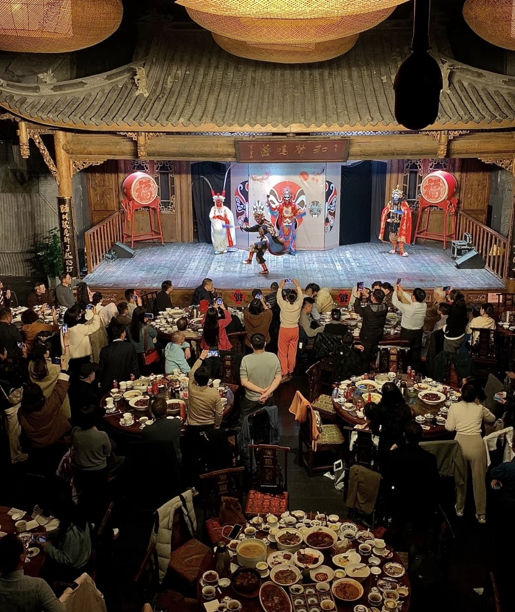 Daniel Lambertz tweet media