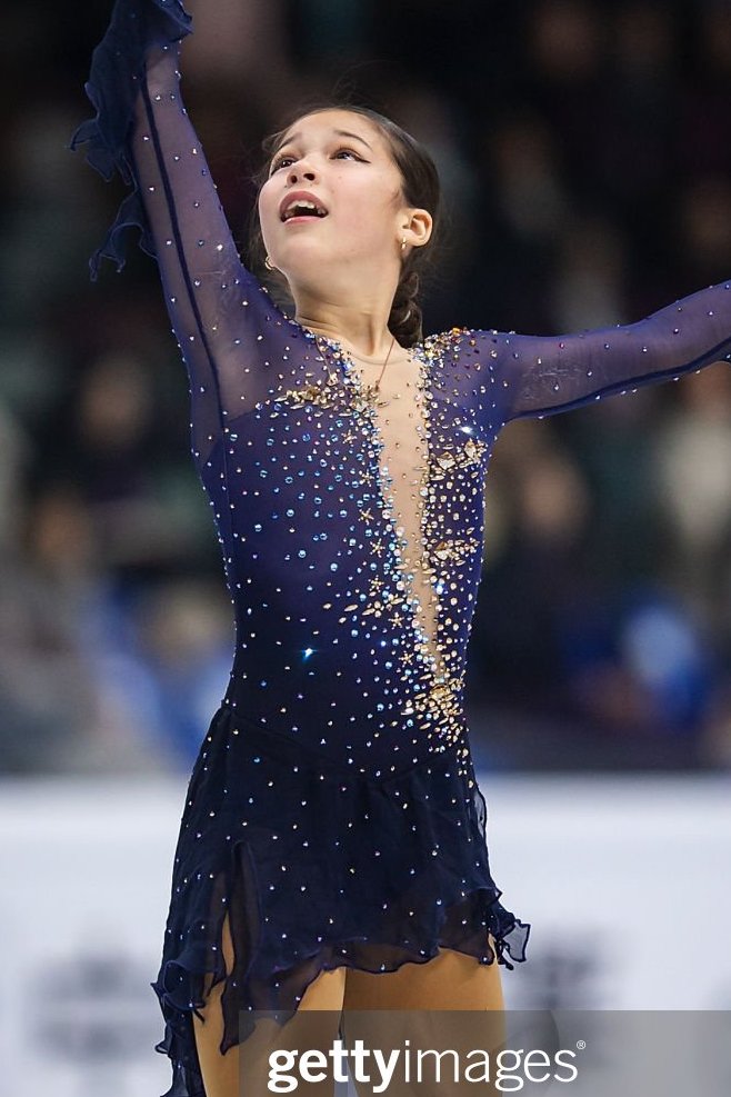 DailyFSCostumes's tweet photo. Alysa Liu — New World Symphony
#fstwt https://t.co/8JG91JKOWA