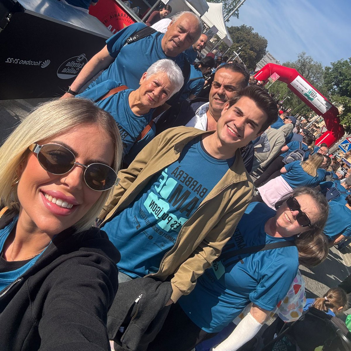 Raulcollbatalle's tweet photo. En la caminata “Barberà també és polígon” 🚶‍♂️

Una iniciativa positiva para acercar el polígono de Santa María a los vecinos y poner en valor a nuestras empresas. 

Desde el @ppbarbera seguiremos defendiendo más apoyo real a nuestro tejido productivo 🏭 https://t.co/U9z3NgOARr