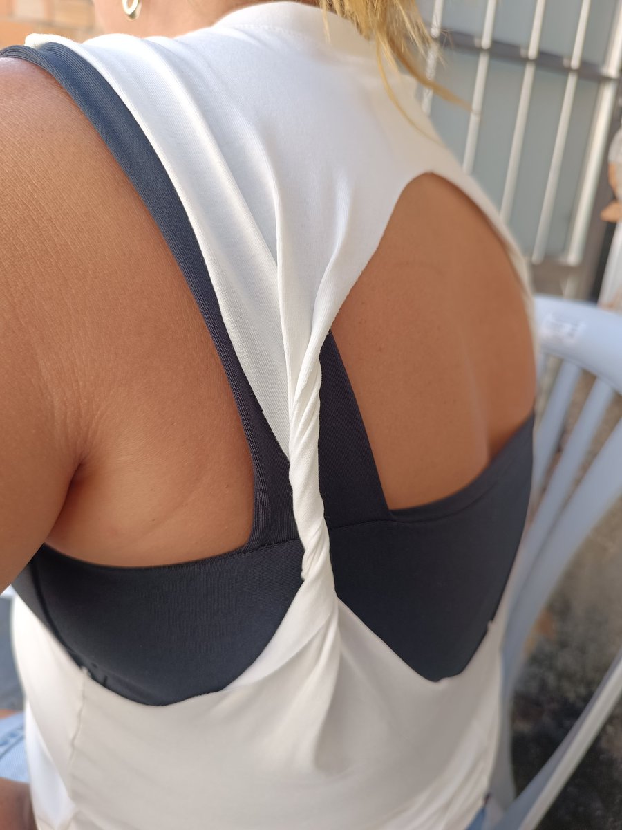 MaralHallz's tweet photo. Qual a necessidade? 🫪😖 https://t.co/pi2yAqMHTp