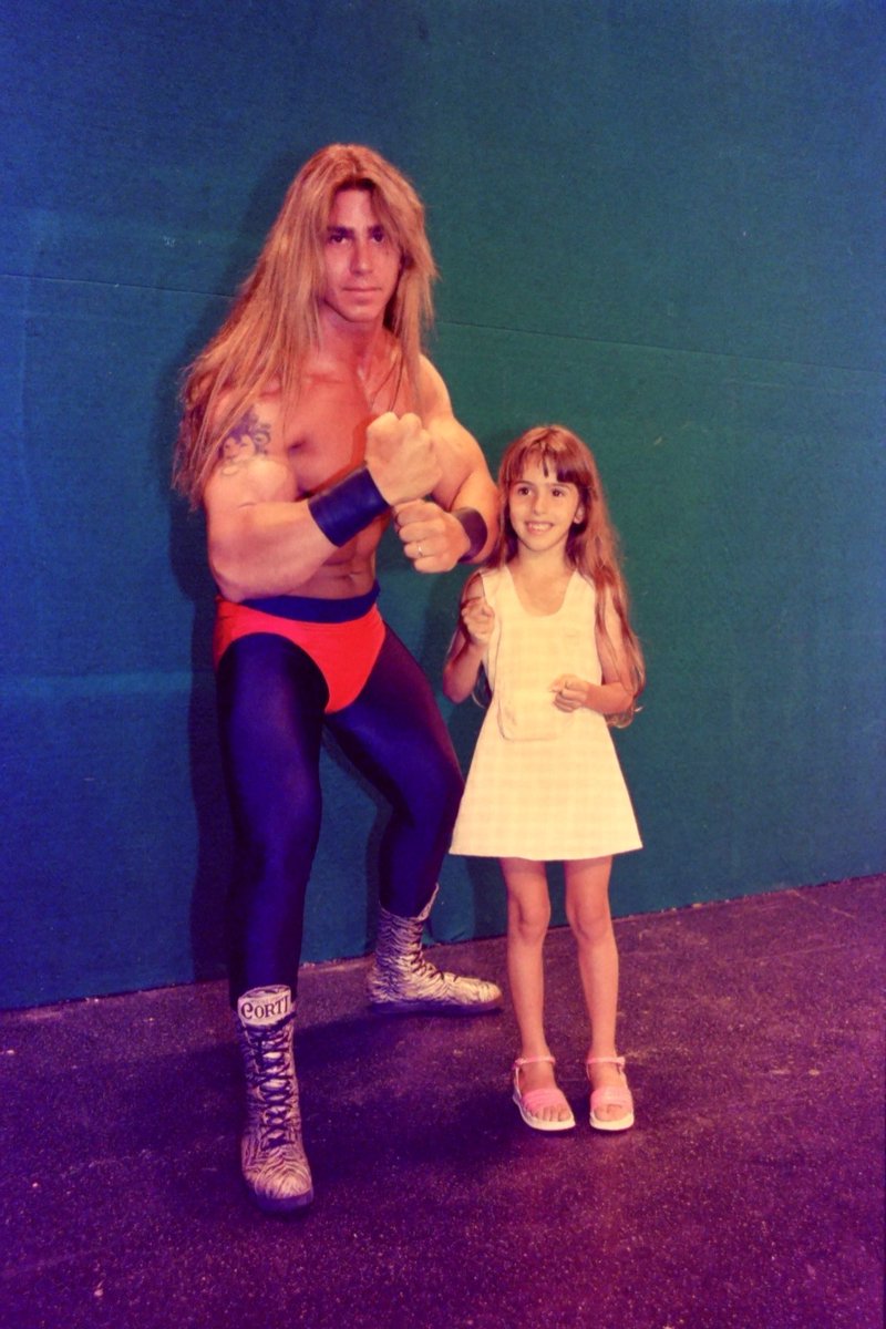 _VicenteViloni's tweet image. LAS CAIDAS SON PARA DEMOSTRAR QUE LAS GUERRERAS DE PURO CORAZON SE LEVANTAN MAS FUERTES QUE NUNCA . TE AMO  LINTOLINA @daiviloni.ifbbpro 💪A RECUPERAR QUE QUEDA MUCHO POR HACER 👊

#wrestling #prowrestling #luchalibre #vicenteviloni