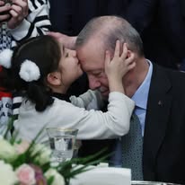 ayşe kurt tweet media