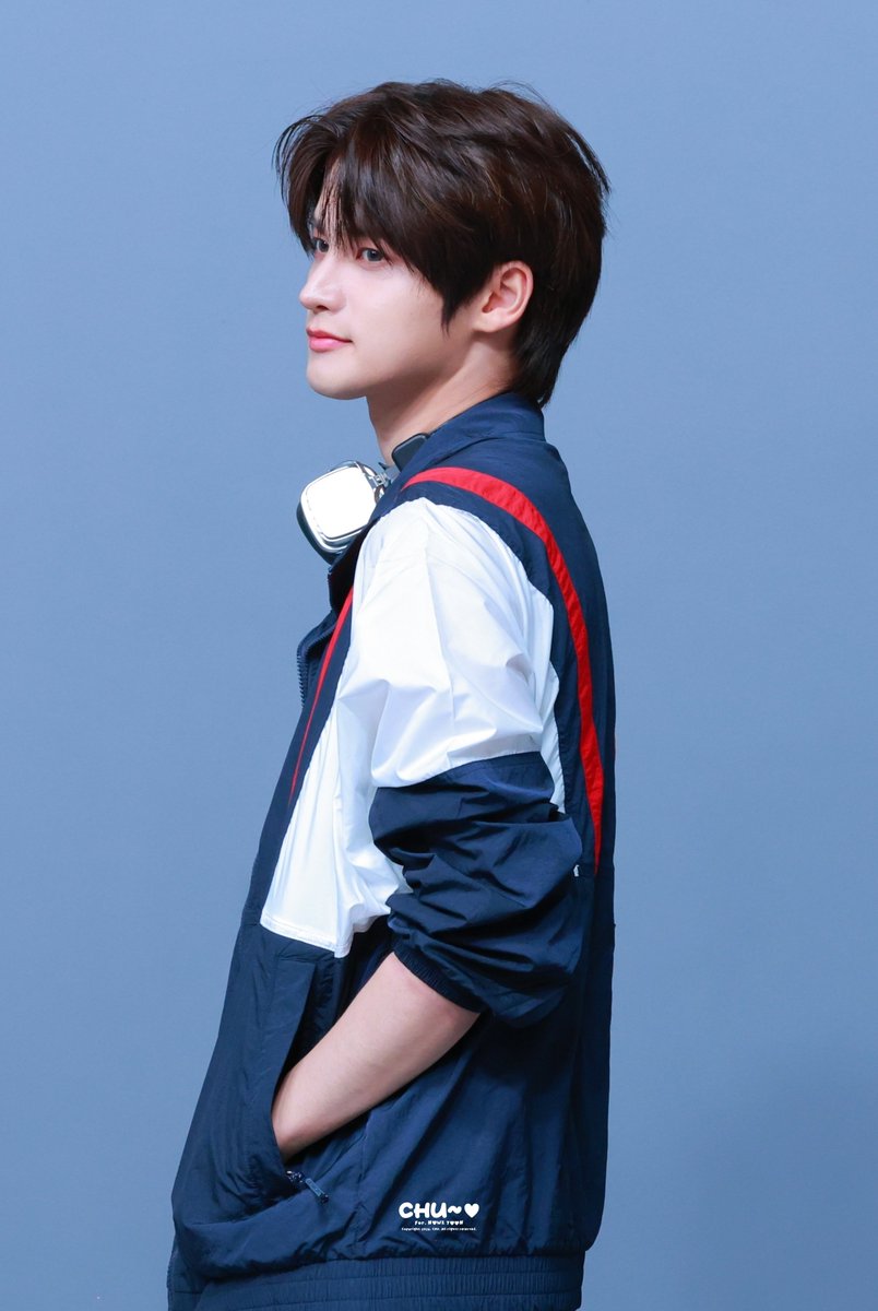 260419

#NOWZ #나우즈 #윤 #YOON