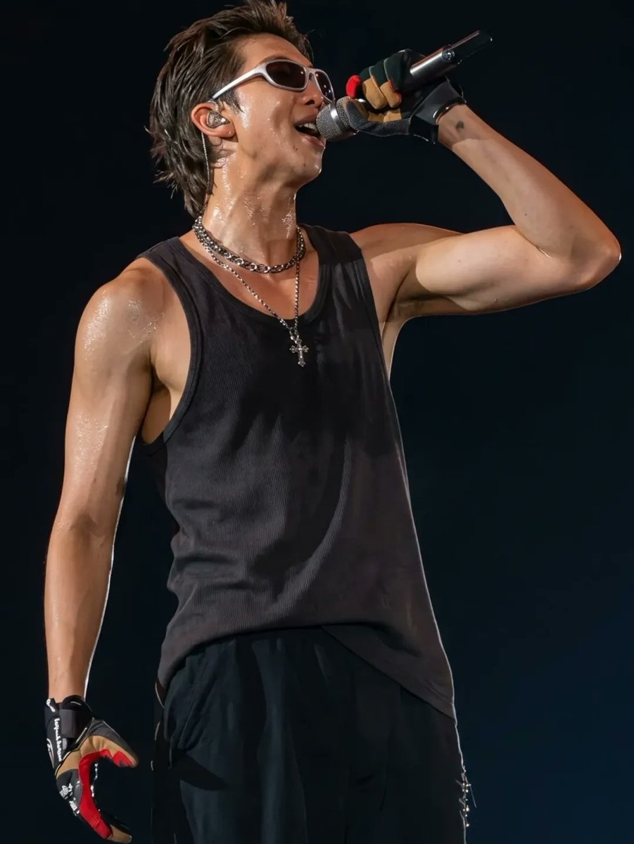 Nicolle ⟭⟬⁷ tweet media