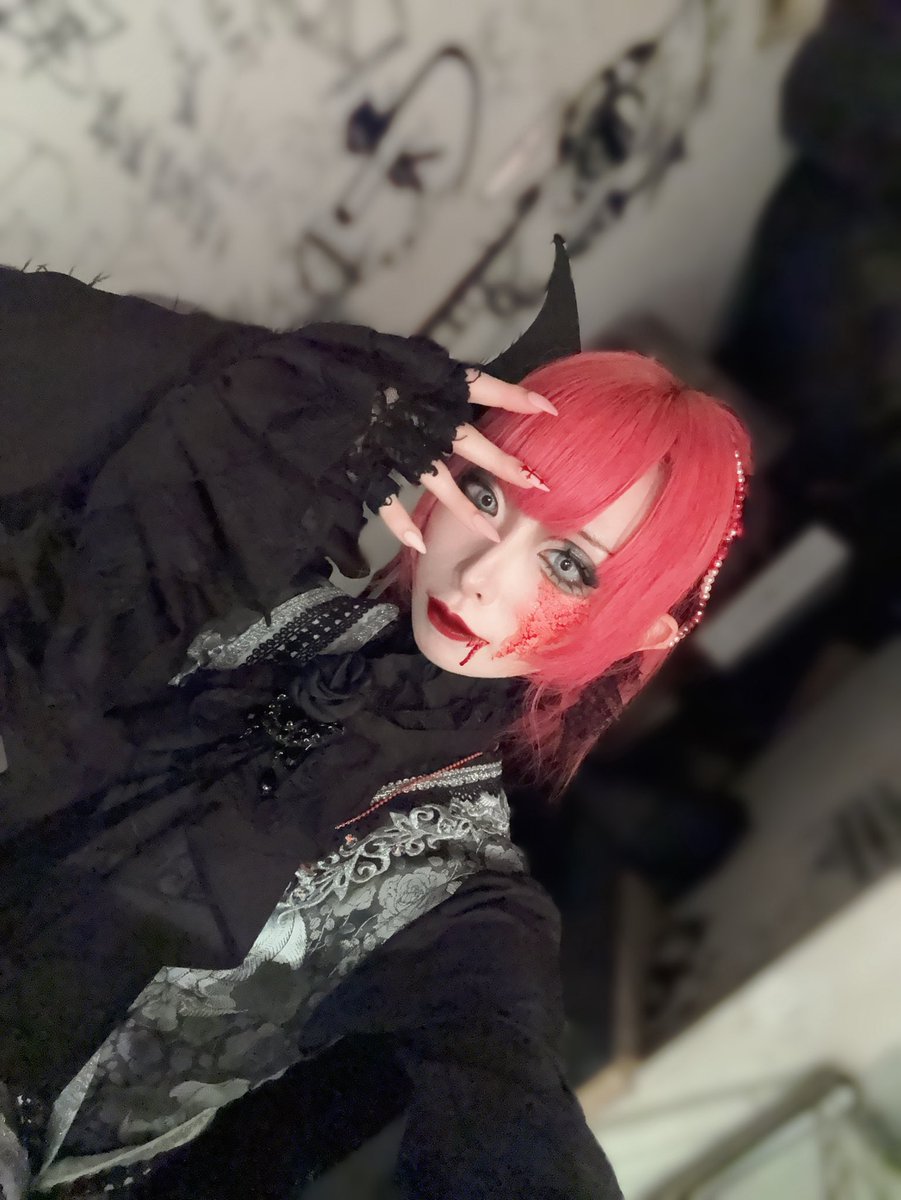 アルカード・アリス様⚰️🥀@maleficium tweet media