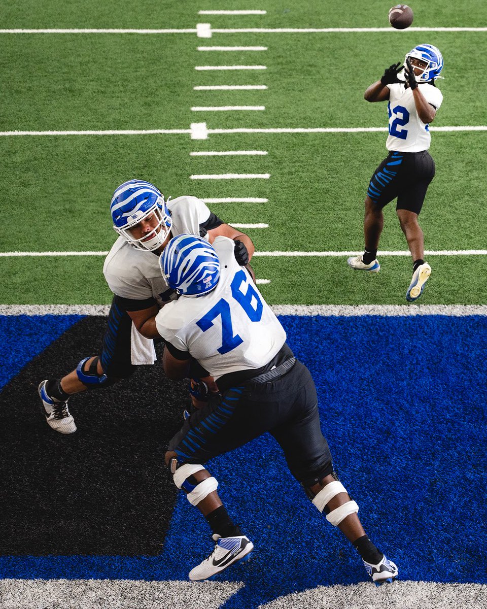 MemphisFB's tweet image. Next step.

#GoTigersGo | #CloseTheGap