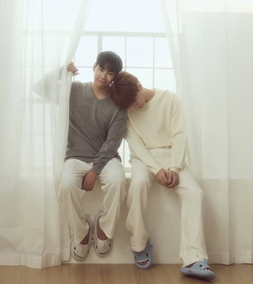 ตงชช ft. เขียนรัก 🖊️ tweet media