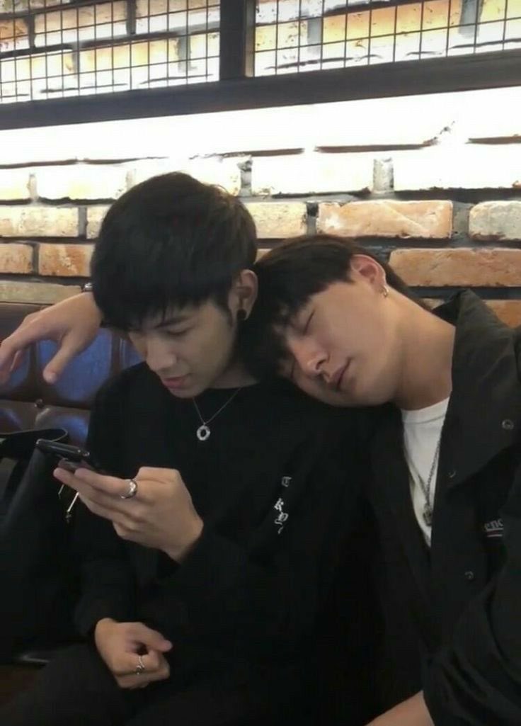 ตงชช ft. เขียนรัก 🖊️ tweet media