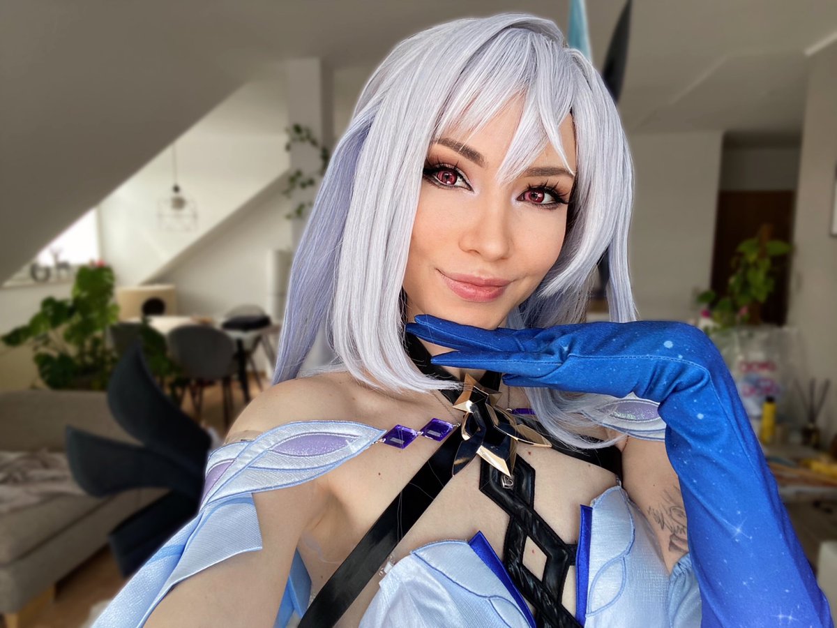 Jules 🌸 tweet media