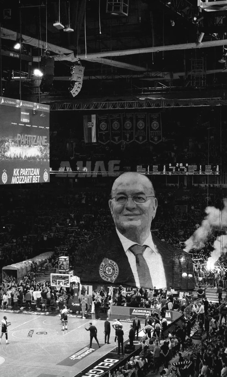 A🏁R🏁T tweet media