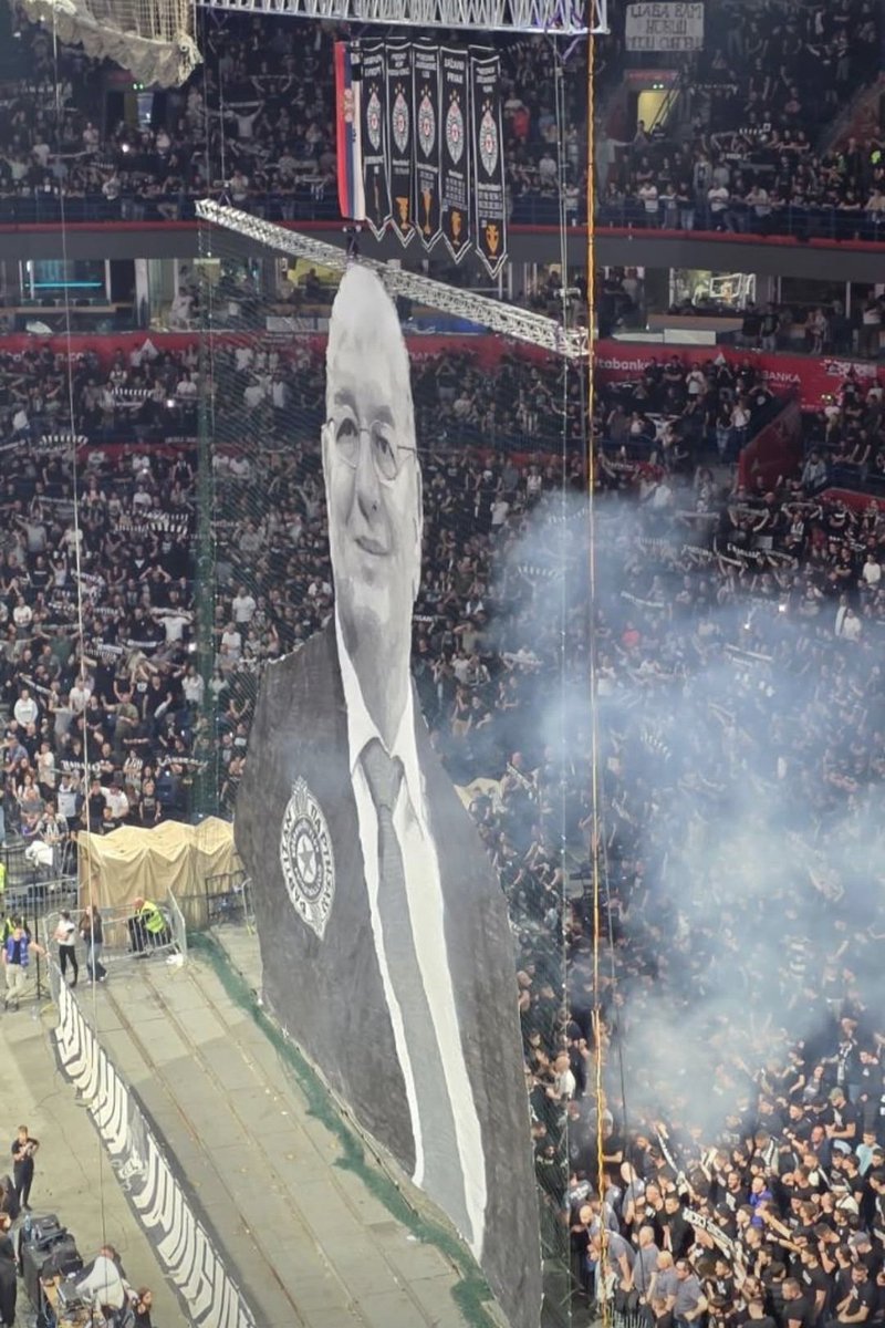 A🏁R🏁T tweet media