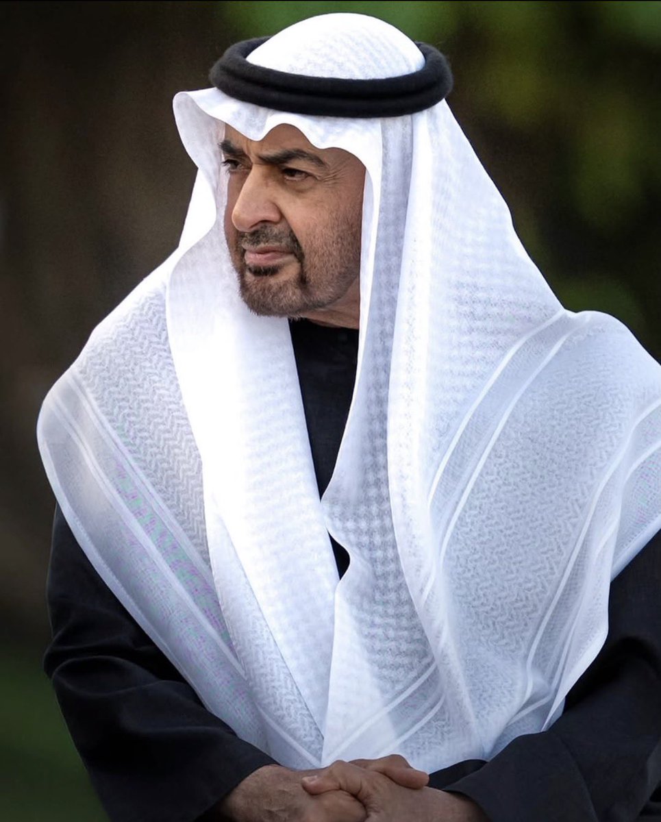 x_uae71's tweet photo. يرعبهم كيف أن حبنا له يصل بنا إلى الجنون.

يرعبهم كيف أن ولاءنا له ما يعرف تردد ولا مساومة.

يرعبهم كيف أن ثقتنا فيه ثابتة ما تهزها الشائعات ولا تغيّرها الظروف.

يرعبهم كيف أن التفافنا حوله ما يتأثر بضجيج ولا حملات.

الله يحفظه ويديم عزه على العرب والعالم 🤍 https://t.co/UdUb4mbuAI