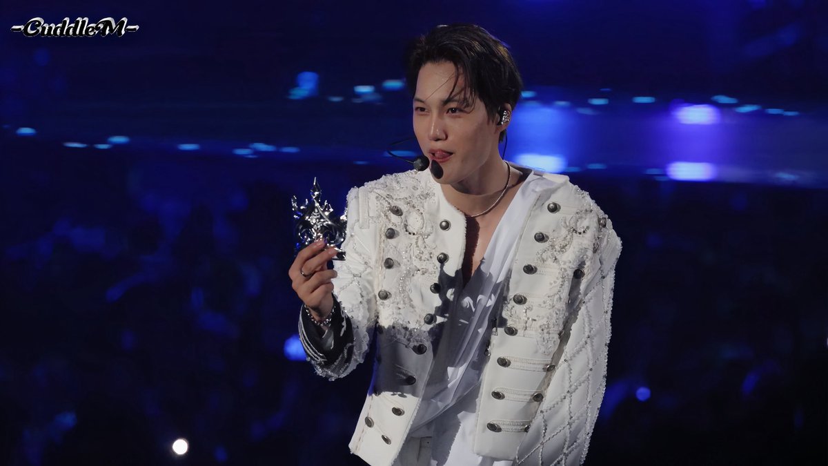 Jongin Pics ♡ tweet media