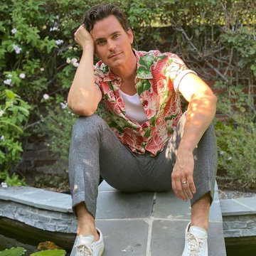 MattStatonSpain's tweet image. Buenos días! Good morning!  
Feliz jueves! Happy thursday!   
#MattBomer #haveaniceday