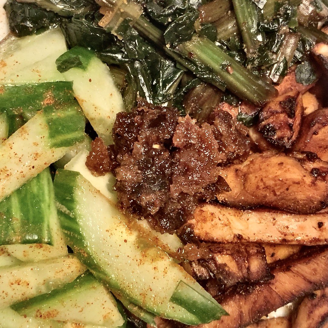 inu ୨୧ tweet media