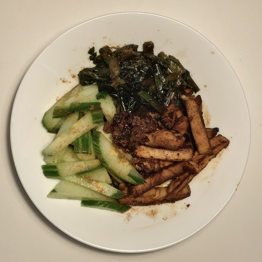 inu ୨୧ tweet media