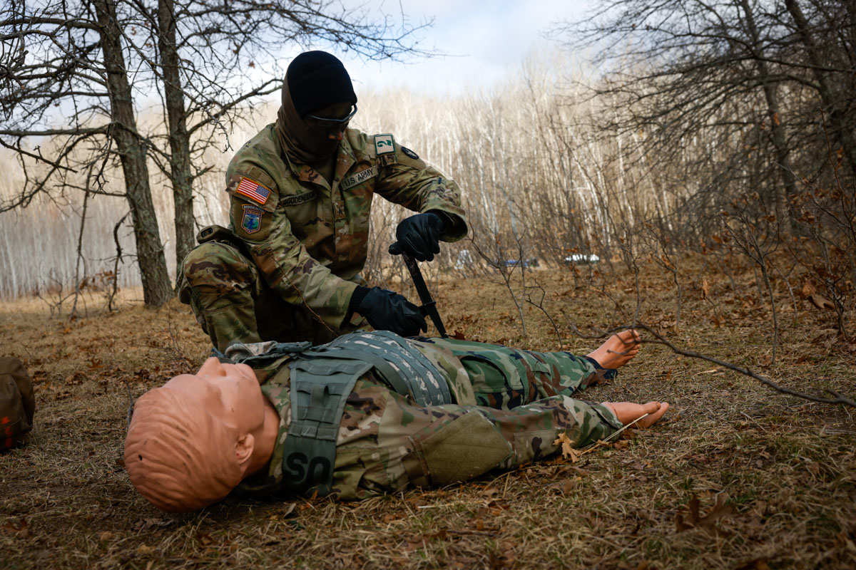 MNNationalGuard's tweet image. Our competitors completed the final push of the 2026 Best Warrior Competition at Camp Ripley Training Center on day three.