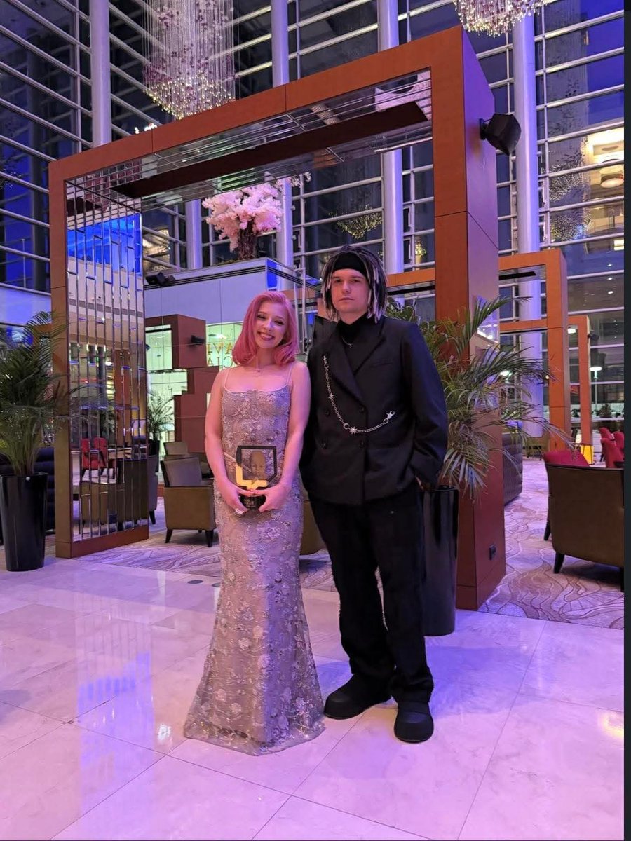 olcix566 tweet media