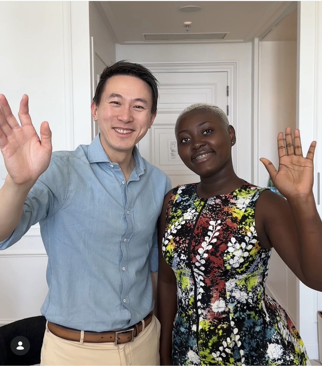 chefabbys's tweet image. My 4 favorite pictures ! 
1. With the mayor of London 
2. With Jeremy Doku 
3. With the Ceo of TikTok 
4. With Rema