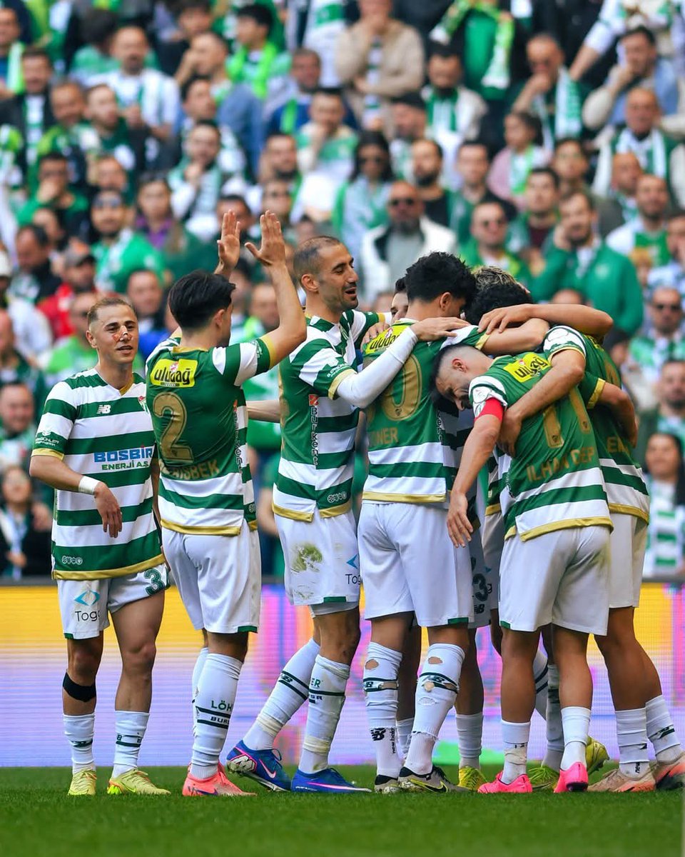 Şampiyonluğa ulaşan Bursaspor’u, emeği geçen tüm futbolcuları, Buraspor kulüp yönetimini, teknik heyeti ve büyük taraftarı tebrik ediyorum.

 Şampiyonluğunu kutlu olsun!